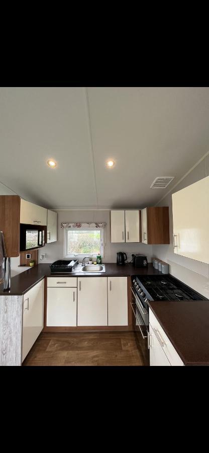 Tarka Holiday Park Ashford (Devon) Exterior foto