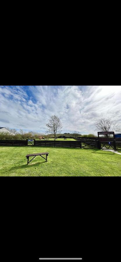 Tarka Holiday Park Ashford (Devon) Exterior foto